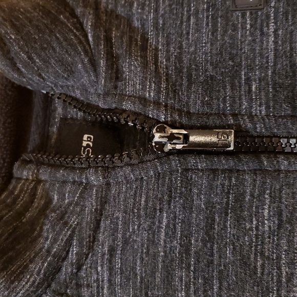 5/$25 Joe's Jeans Boy's Gray Zippered Fleece - Picture 5 of 7